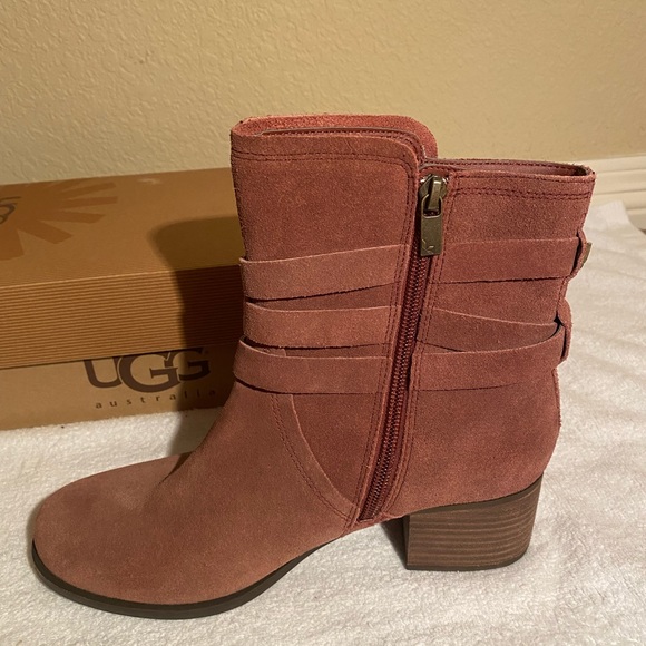 UGG Koolaburra Kenz Western Suede Tassel block heel booties NWOT - Picture 5 of 10